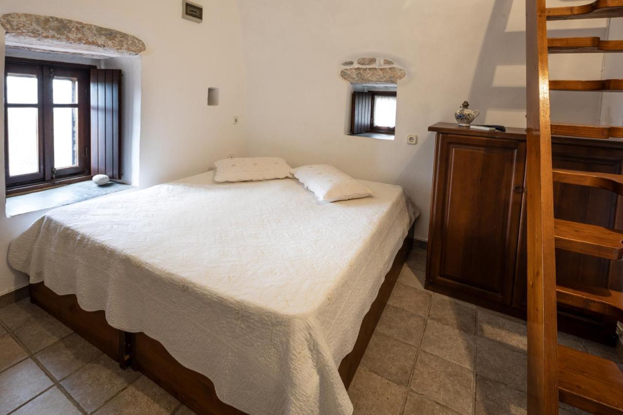 Ιστορικός Πύργος Αραπάκη Aparthotel Pírgos Dhiroú Εξωτερικό φωτογραφία